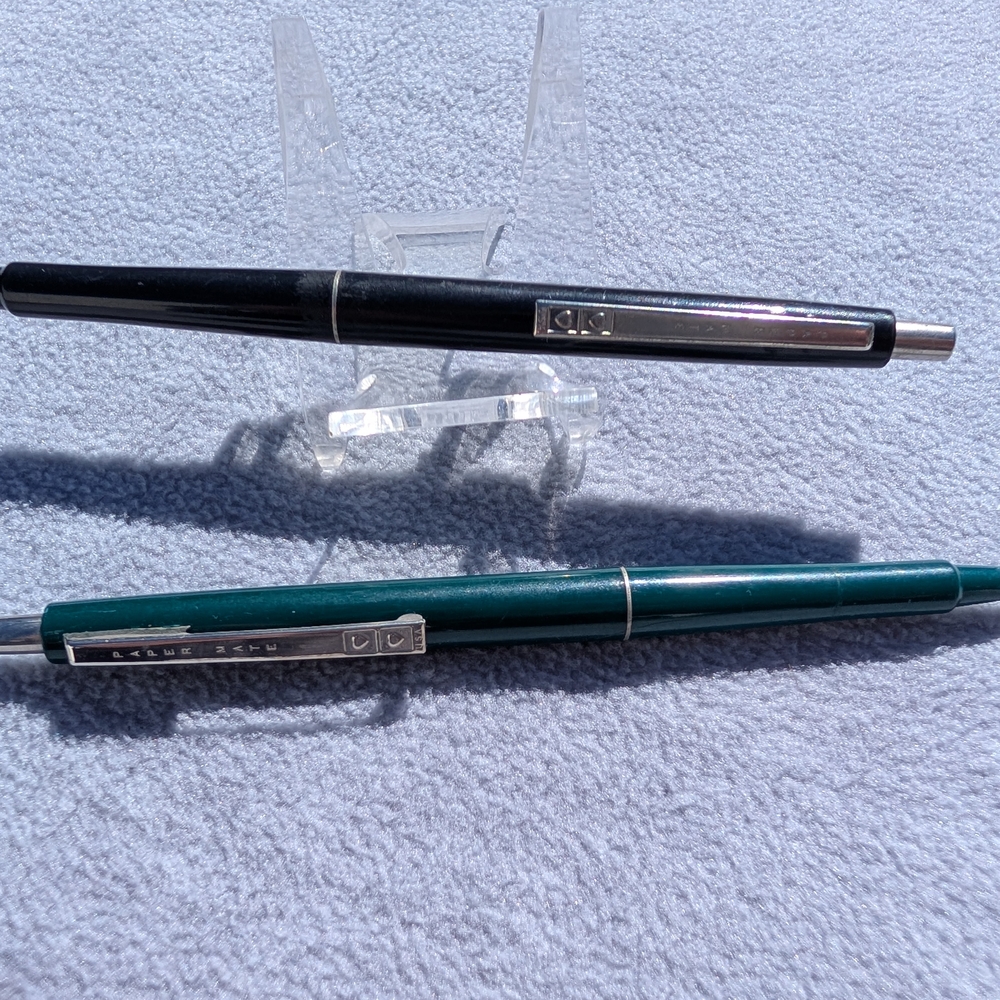 Paper Mate Double Heart Classic Vintage Ballpoint Pens - Black and Green